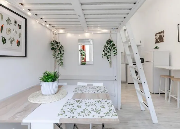 Whitenest - Loft With A Chic Vibe
